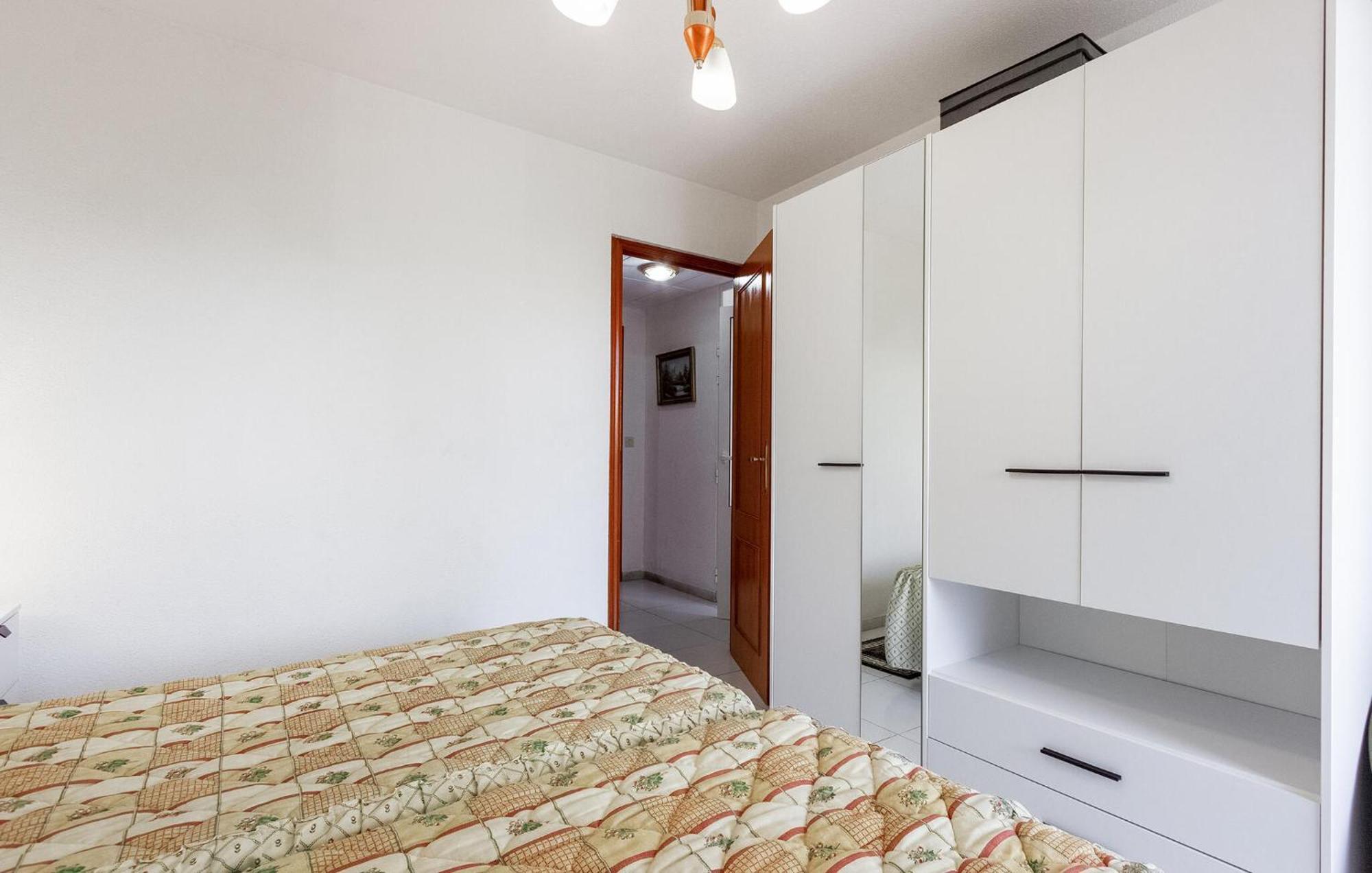 Nice Apartment In Torrevieja With Kitchen Eksteriør bilde